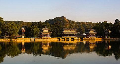 倒计时三天！《明末：渊虚之羽》发布女主性感大图